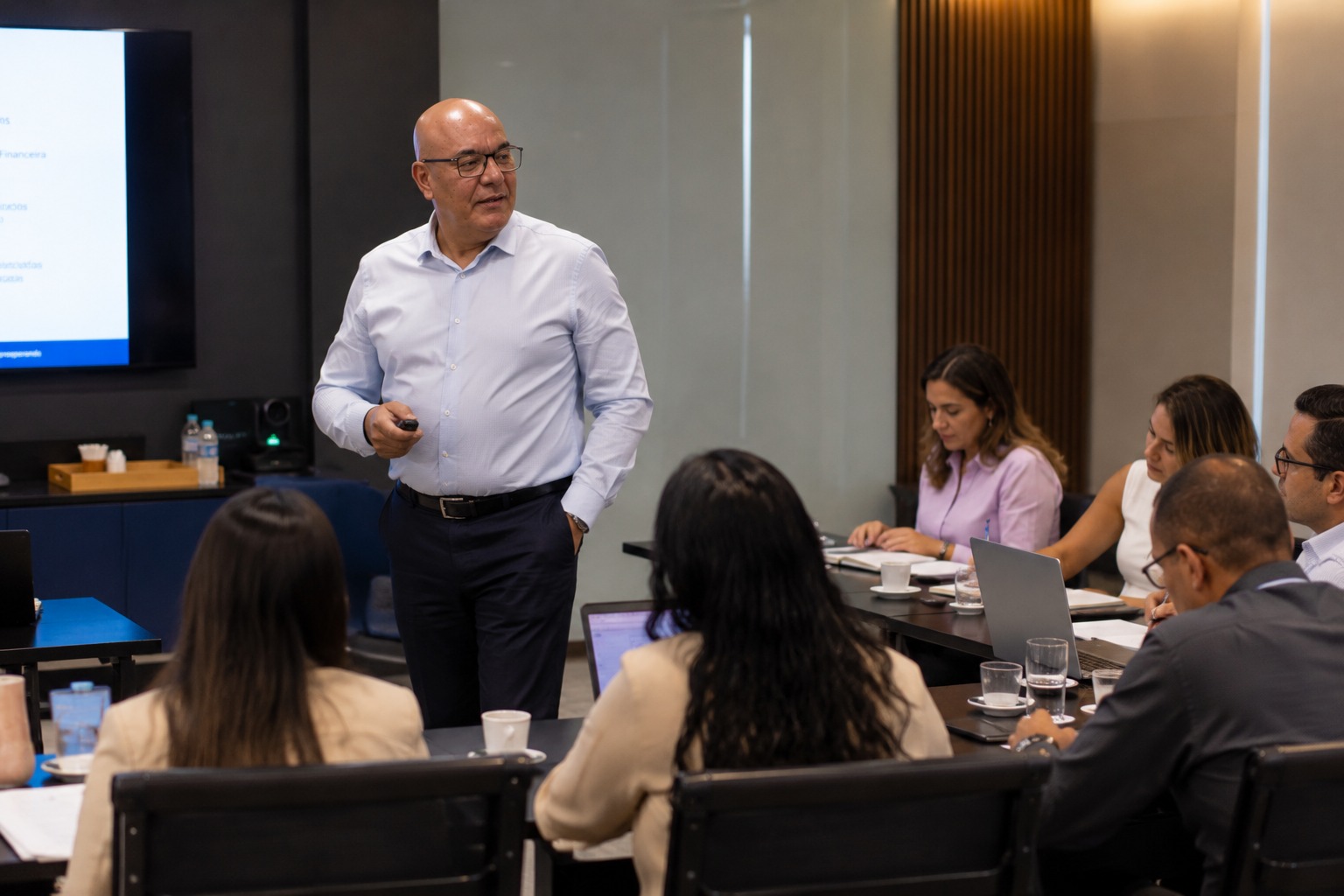 Júlio Aranha em palestra